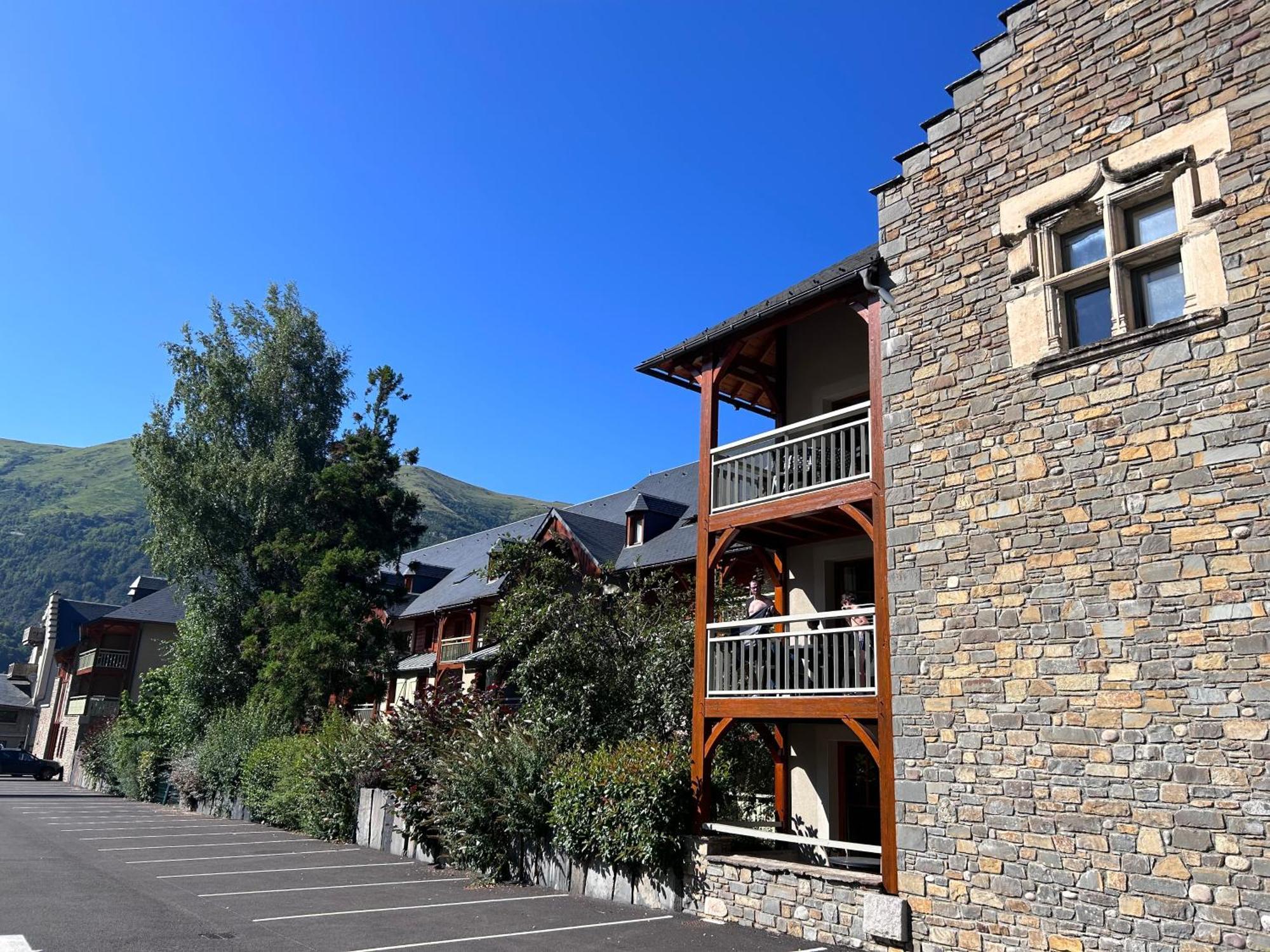 Apartment Le Rioumajou 2 - Grand T4 - Piscine - Centre St Lary *
